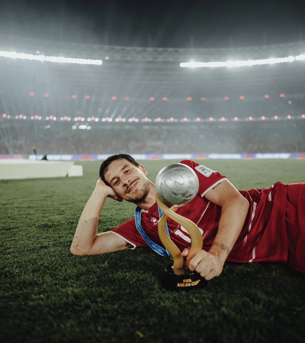 ftblindonesia's tweet photo. Thom Haye in 2026:

🏆 Indonesian champion 🏆 ASEAN champion with Indonesia

They call him ‘The Professor’ for a reason 🧠🇮🇩 https://t.co/JriWqY1ycy