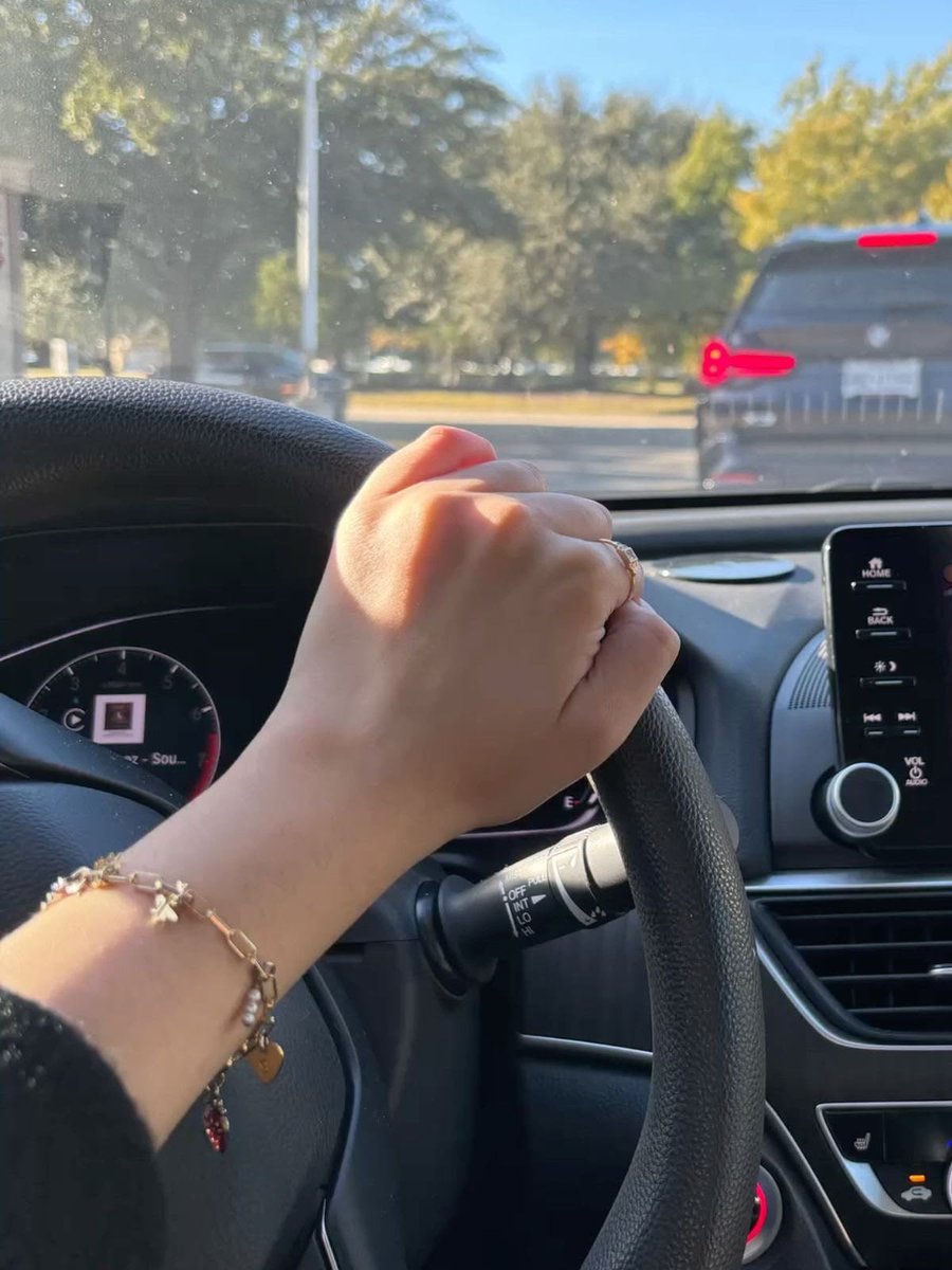 FizzyLarmi4's tweet photo. Driving to work proof https://t.co/UGLdWNAIuH