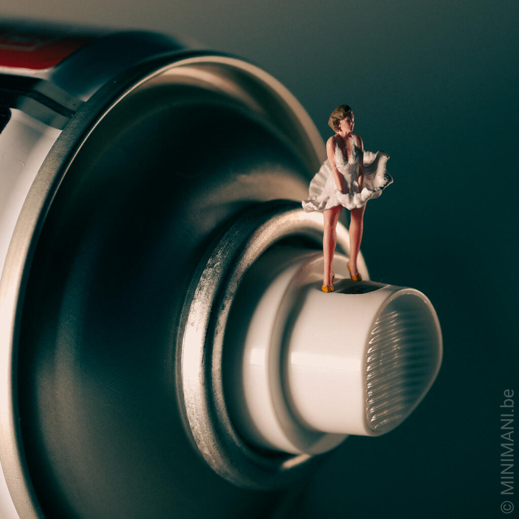 MINIMANI_be's tweet photo. Composition tip: place the tiny figure high above the button and leave quiet space around her. The tension comes from what might happen next. #MiniaturePhotography #VisualStorytelling #WorkplaceWellbeing minimani.​be/en/2026/02/07/under-pressure/ https://t.co/4AzjpMClad