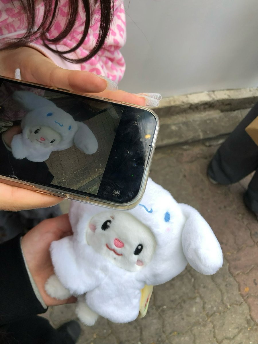hcxuew's tweet photo. 성수부터 강남까지 …… 🤌🏻🤌🏻🤌🏻🤌🏻 https://t.co/JFgjCWQRtZ
