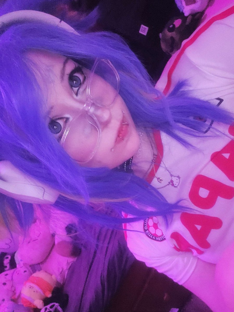 schizobait's tweet photo. old neon :3
bzbzzz

♡︎＆↺

#cosplay #val #egirl #altmakeup #piercings #of #altgirl #meow #cringe #teens #moots #moothunt〃・ #lol #nsfwtwt https://t.co/8cEP3bEJPs
