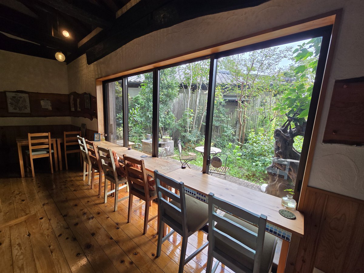 earthluck2008's tweet photo. 今日のお昼は
町の植木カフェで
ポークソテ～(*^^*)

こちらは空間が素敵な場所です https://t.co/W1NGdBMP3r