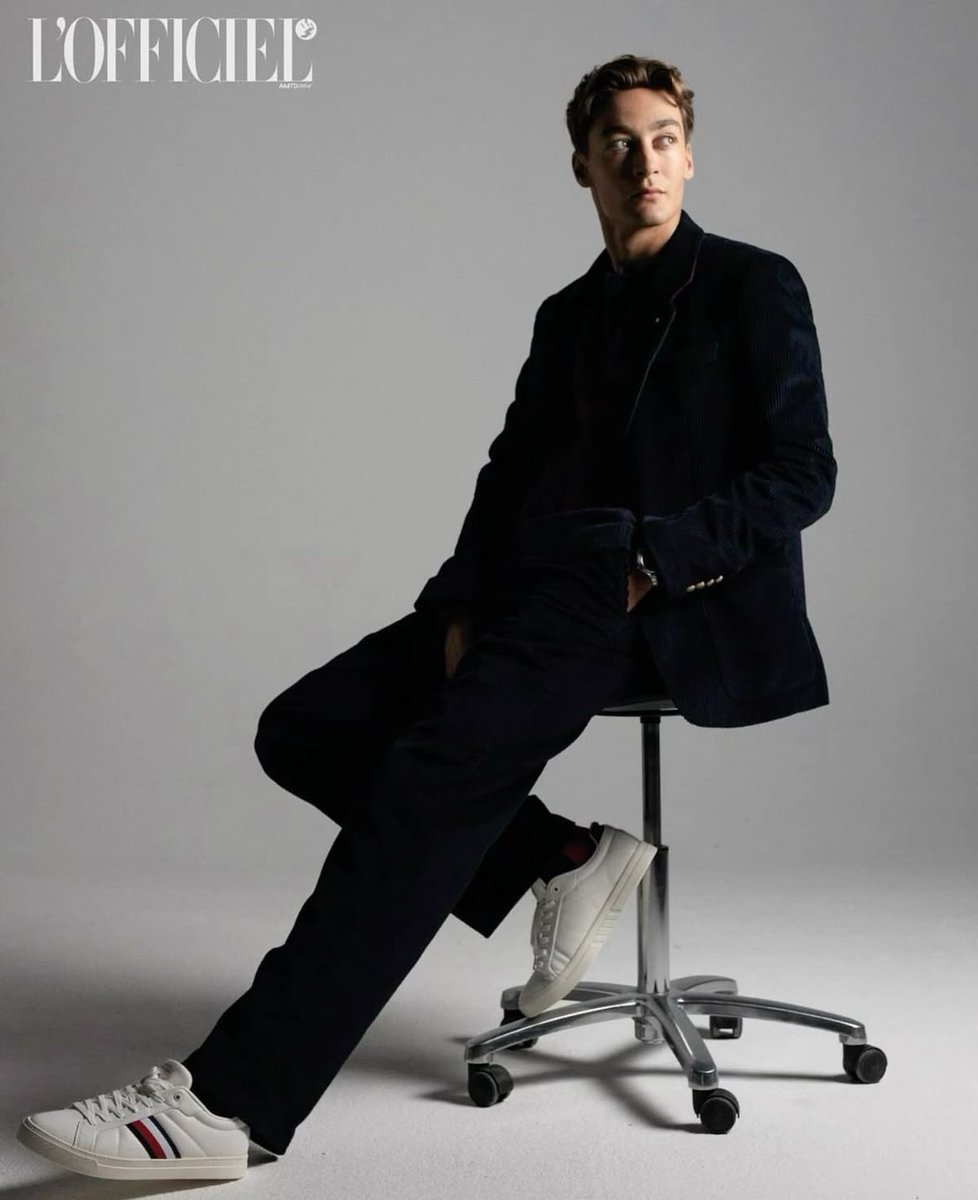 demol1tionlov3r's tweet photo. EVERYONE deserves to see these photos omfg https://t.co/Z5E2qEBxl1