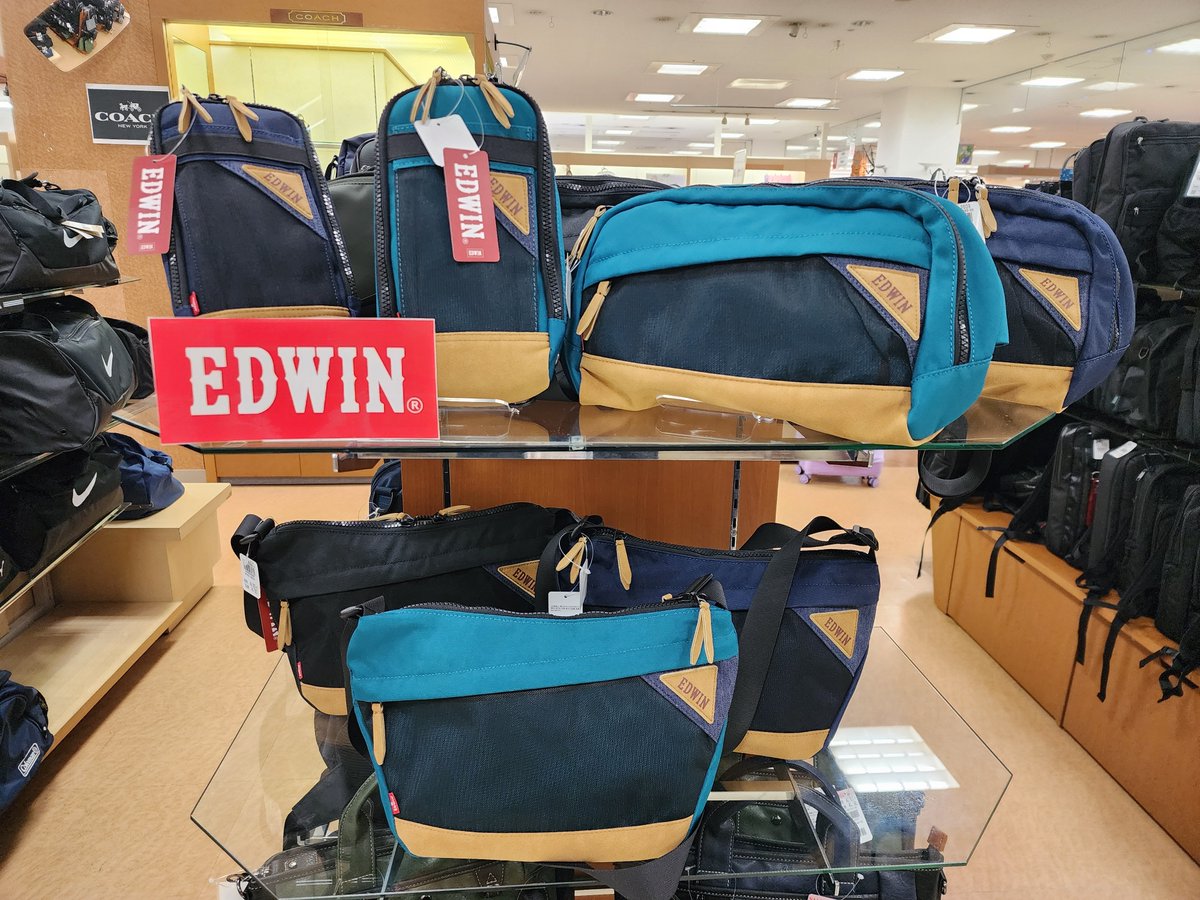 saijo_shibetsu's tweet photo. #EDWIN のメンズバッグ入荷しています😊✨️⁡
⁡あまり荷物を持ちたくないメンズの皆さんに…⁡
⁡がさばらない使いやすい���ッグですよ🎶⁡
⁡ #西條  #士別 https://t.co/QRILVB0kcs