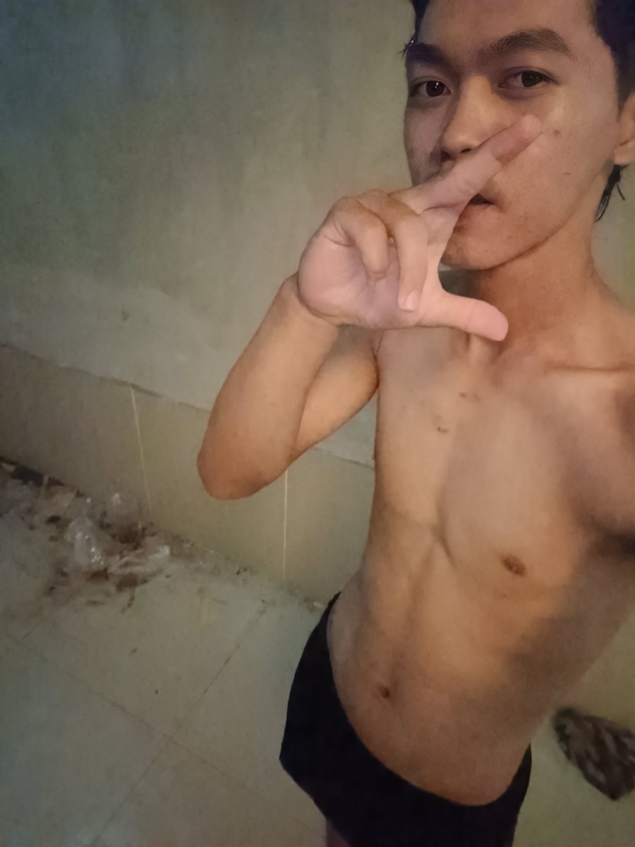 Long615588's tweet photo. Hello Chat mk lg pg 🤪🎀 https://t.co/ehtqSKUS5M