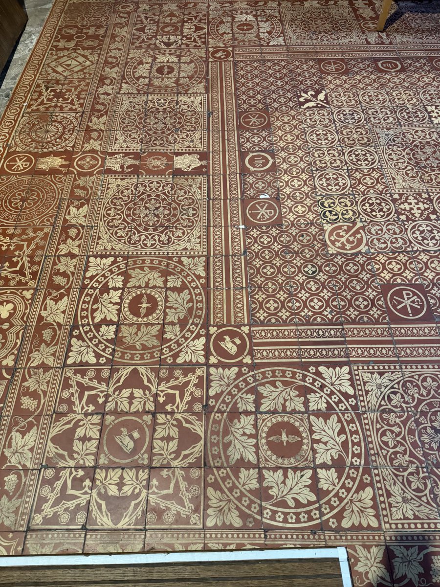 Barb_Drummond's tweet photo. #TilesOnTuesday #StMary @Shrewsbury @CCT https://t.co/Frz48et96c