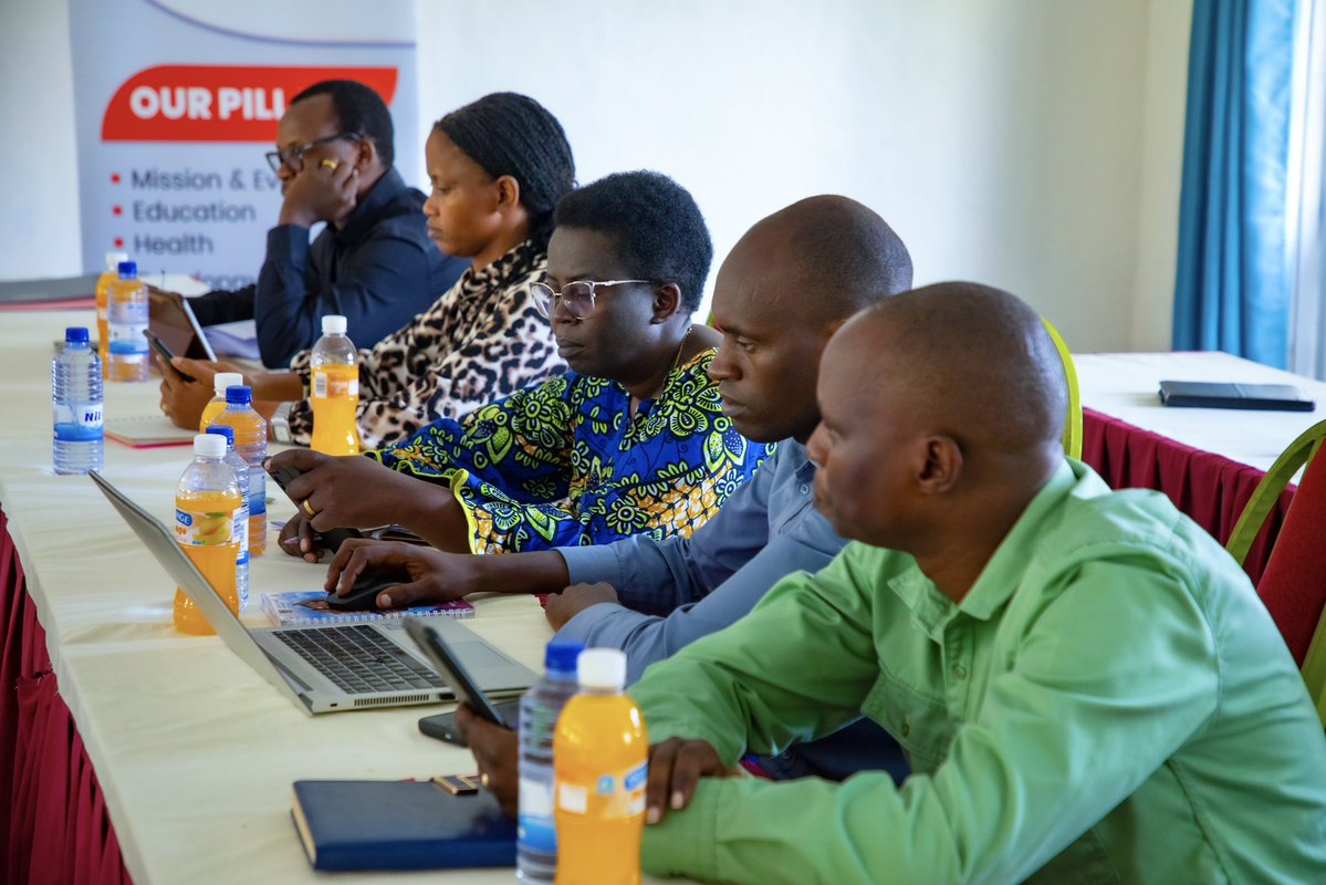 ShyogweDiocese's tweet photo. Rt. Rev. @LouisKabayiza is leading a diocesan staff meeting to review progress and priorities for continued development. 
Senior Expert Hartmut Stinchel is also presenting highlights and the way forward from the three-week chair production training. https://t.co/AsCBzW3cYu
