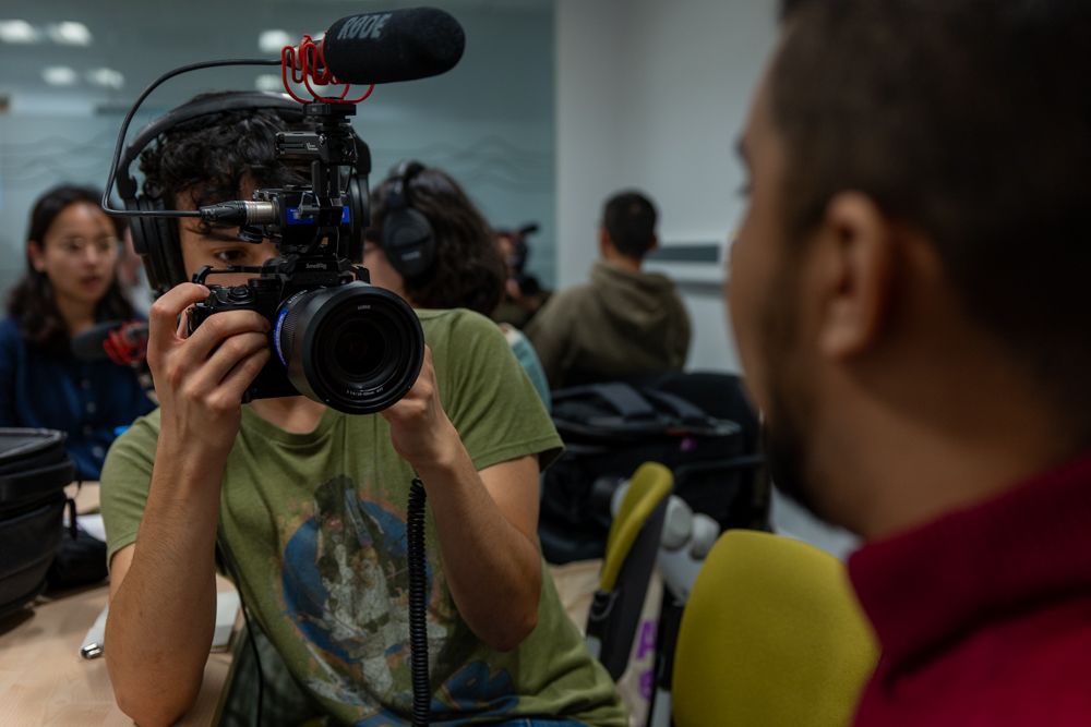 GCVA_Mcr's tweet photo. And they're off! New MAVA students for 2026/27 got into working with cameras straight away in their foundational filmmaking course Ethnographic Documentary. Let's see what they can do! https://t.co/qBu4GmR2Jc