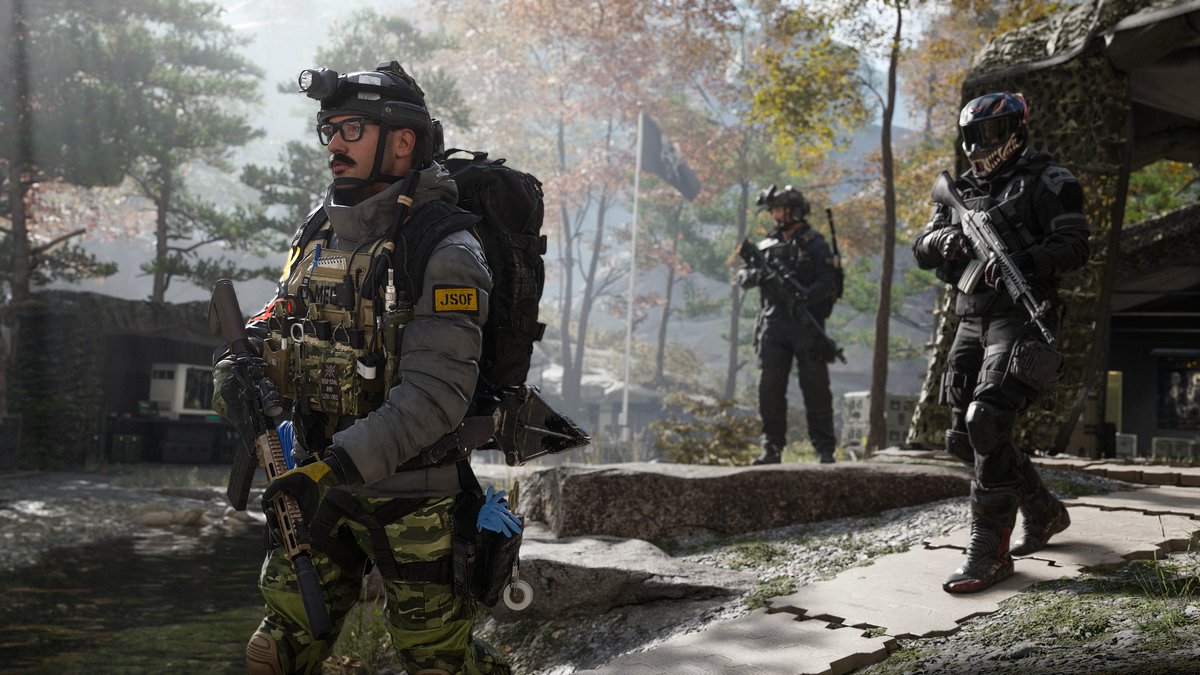 PlayStation_jp's tweet photo. 『Call of Duty®: Modern Warfare® 4』の発売日10月23日（金）から遊べる脱出シューターモード“DMZ”。

作戦の拠点となる前線作戦基地や、3つの出撃オプションをお届け。DMZ XPを獲得するためのヒントもチェック！

詳しくはこちら⇒ https://t.co/axM0SQeKL3 https://t.co/Y04pQ1lsdq