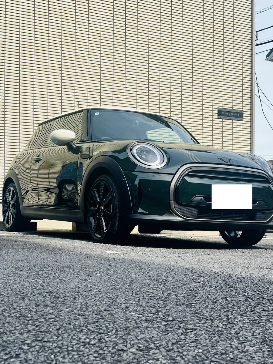 nkYoUnn's tweet photo. 2-3年ほど漠然とmini乗りたいなぁと思っていましたが、ご縁があり昨日納車しました！
#mini
#minif56 https://t.co/OpBfw9HTv5