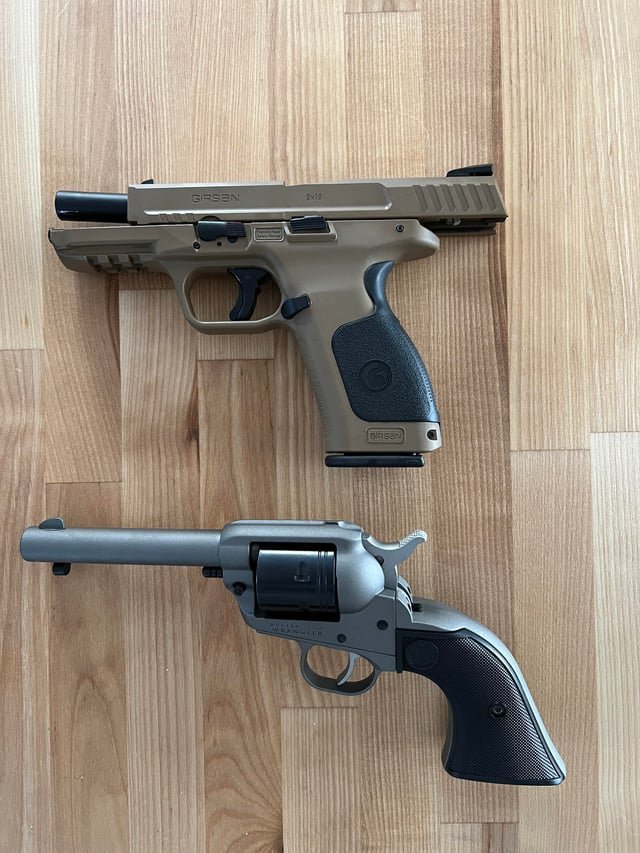 GunsFanatics's tweet photo. Both of these pieces have a completely different feel, style, and history behind them. If you had to choose just one for your collection today, which option are you taking? https://t.co/qOBL0U8Bvj