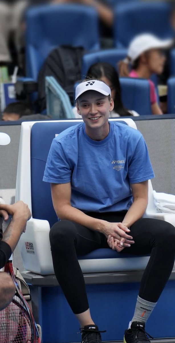 sonmezverse's tweet photo. The pookiest 6-footer 🥺 https://t.co/khraEmfIV5