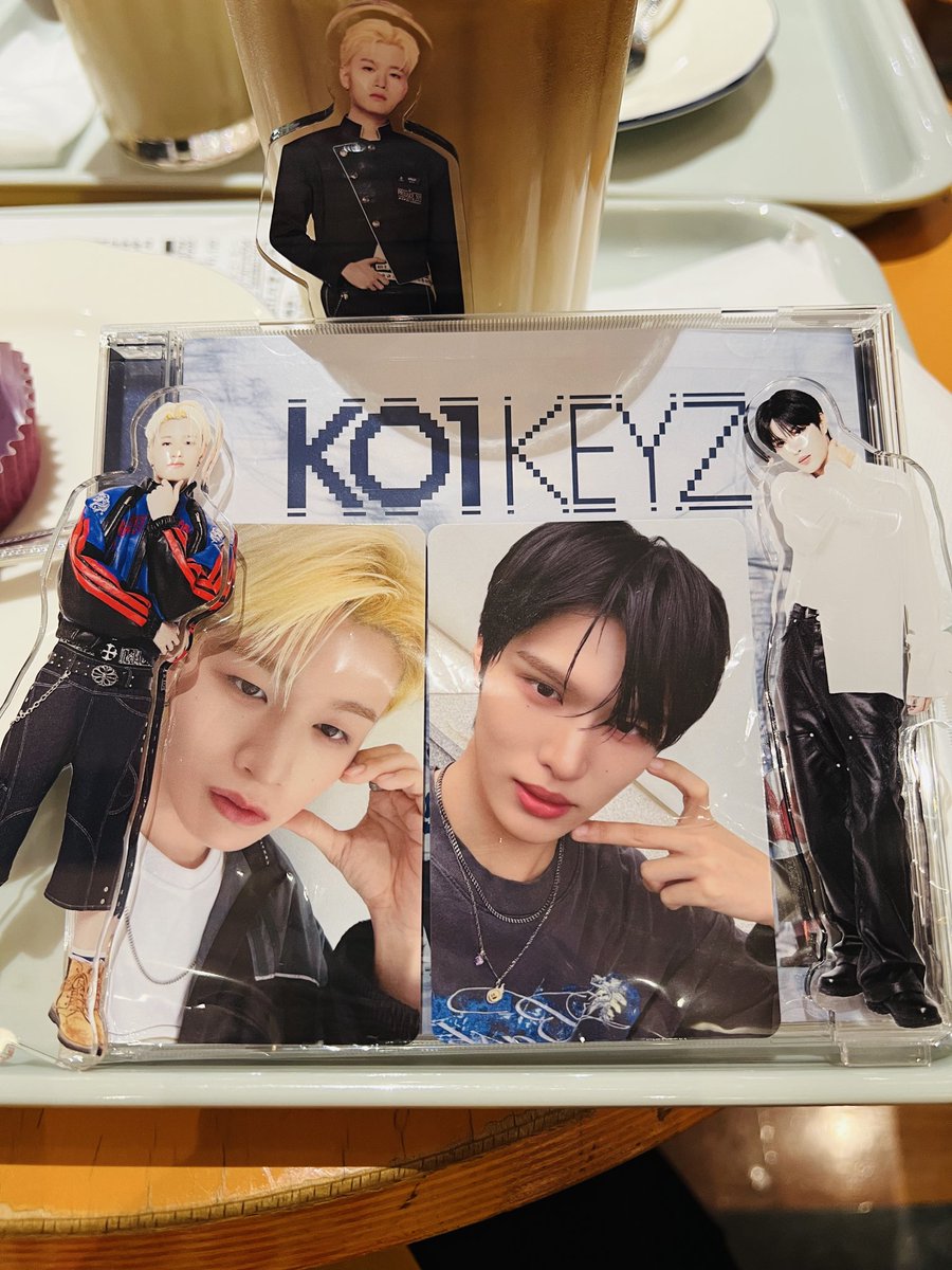RYURAkye's tweet photo. #KO1KEYZ
フラゲでKO1活🗝
のんびりしてたら〜通常盤しか買えなかった〜けども
ゆらじぶじGET🥰
みゆーゆら引きありがとー！！！！！
 #RYUJI
 #YURA https://t.co/CpWDuNL1o0