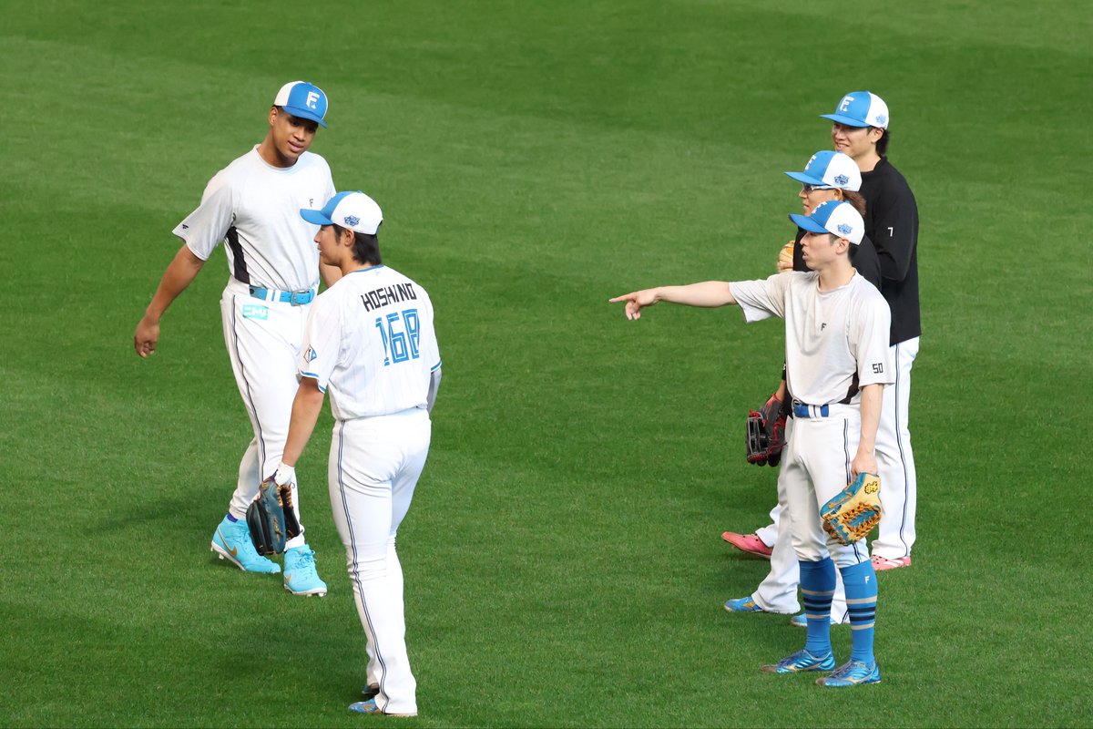 akarifs30's tweet photo. 2026.10.06

外野手ず https://t.co/LpCEdyxSR2