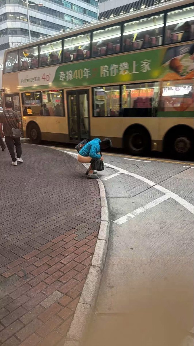 hk2019freehk's tweet photo. 香港日常 https://t.co/zbBjX3JnYQ