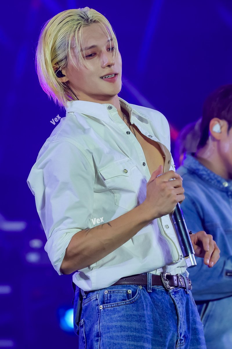 Vex_wy's tweet photo. 260920 ATA Festival 

아타 좋았어

#우영 #WOOYOUNG #ウヨン
#에이티즈 #ATEEZ https://t.co/2KbJSVZM3h