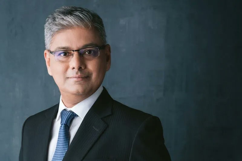 ExpatLivingSg's tweet photo. A doctor explains neck lumps! 🩺
Found a lump in your neck? Even if it doesn’t hurt, it may be worth getting it checked. Dr Reyaz Singaporewalla explains the causes, diagnosis and treatment of neck lumps and thyroid nodules.
Read more: https://t.co/KeOxcD8POq
#ExpatLiving https://t.co/4V4v5T1xI0