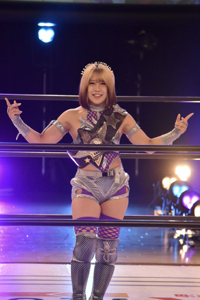 zs_ibd's tweet photo. デビュー13周年おめでとうございます💫
AZM選手への想いはalt💭

#AZM #STARDOM https://t.co/901O0KrvIF