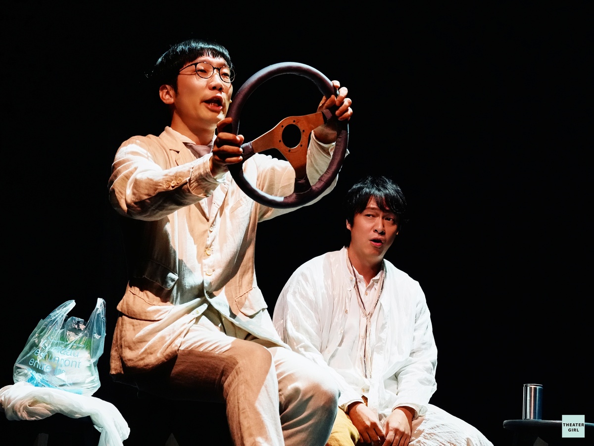 theatergirl_jp's tweet photo. 舞台『water』が開幕！

丸山隆平の記憶と、
藤田貴大の視点から生まれた半自伝的作品✨
https://t.co/kkcZz0VzXI

作・演出 #藤田貴大 × #丸山隆平（#SUPER_EIGHT）
×#持田将史（#stkgz） が語った、
作品誕生の背景と舞台への思いとは。 https://t.co/podfkSX9t7