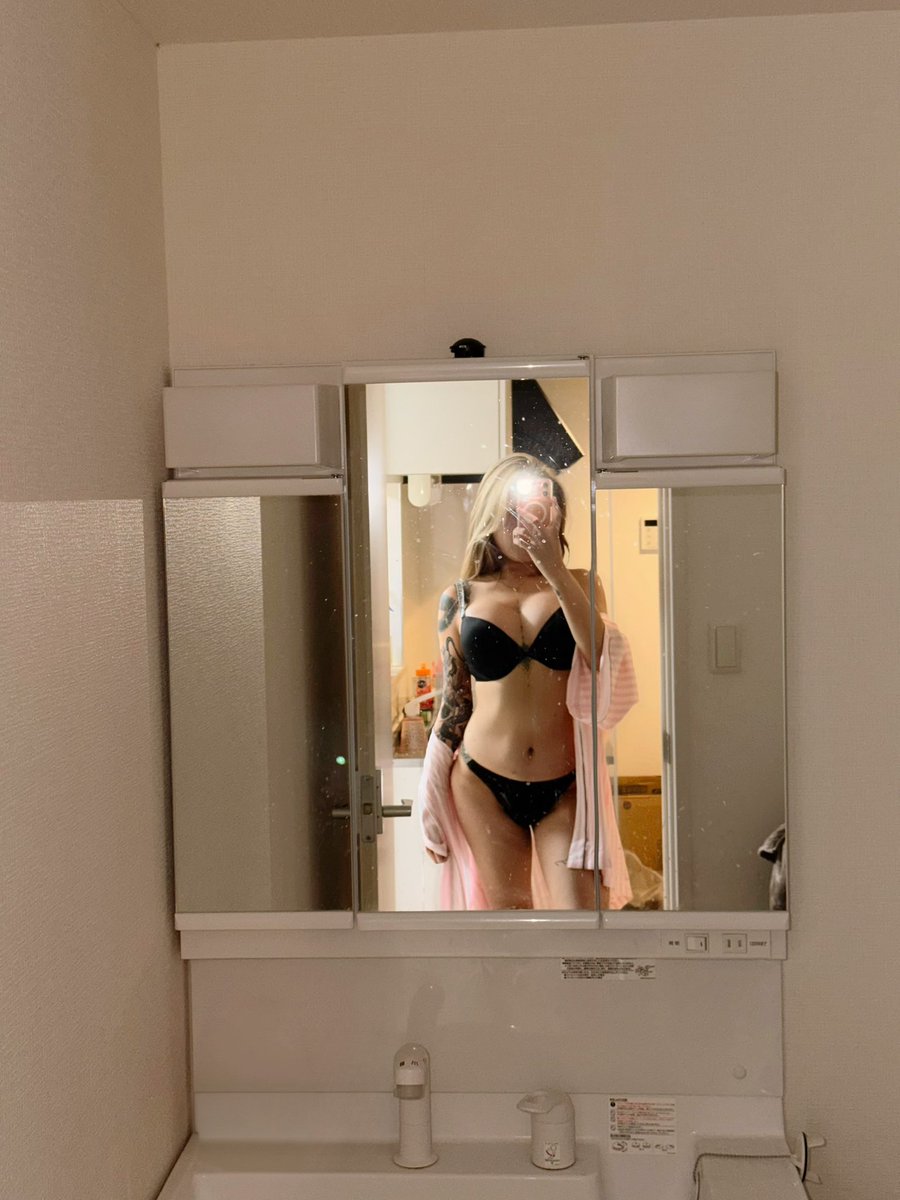 gal_nami's tweet photo. 久々に写真載せます🫣❤️‍🔥🥰👅

#NH 
#ニューハーフ https://t.co/6ey3O39af0
