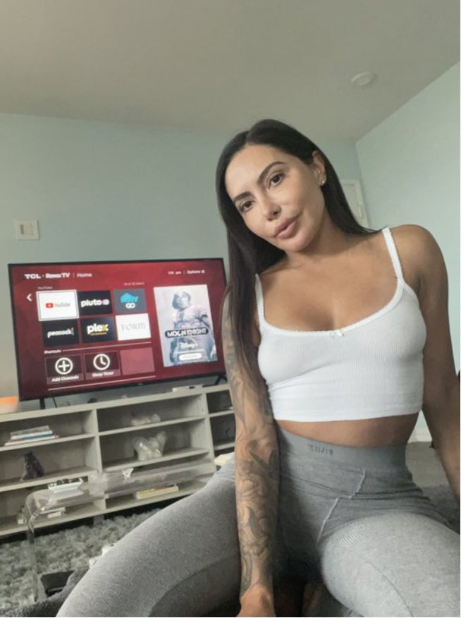JessicaIvy55824's tweet photo. Am here for fun ❤️ free to text 😘 https://t.co/3en47xh9wy