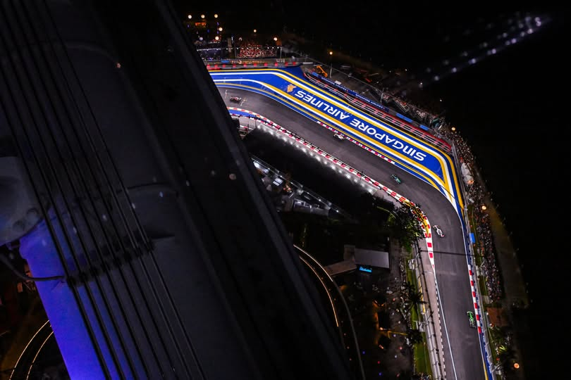 amberprkft's tweet photo. #F1 #SingaporeGP #preview
Could Antonelli take another step towards the ultimate success?
📷Pirelli
More at: https://t.co/KFvShoYelJ
#F1news #F1pic #raceweek #Forma1 #F1hirek #motorsport #autosport #hirugynokseg #kepugynokseg #amberpr #amber #nightrace #szingapúrinagydíj https://t.co/Kp2HaayWmF