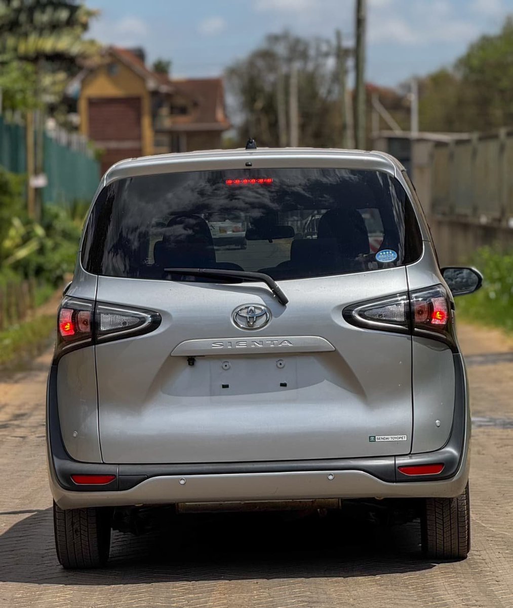 ZataMotorsKe's tweet photo. ๏ธ 2019 TOYOTA SIENTA
โ
๏ธ 1500CC NON HYBRID
โ
๏ธ 6 SEATER
โ
๏ธ AUTOMATIC TRANSMISSION
โ
๏ธ SINGLE SLIDING AUTOMATIC DOOR
โ
๏ธ LANE ASSIST
โ
๏ธ ANTICOLLISON CONTROL
โ
๏ธ EMERGENCY BRAKING
โ
๏ธ PARKING SENSORS
PRICE : 1.8M
#LindaMtaani #AbsaExposed #Ebola https://t.co/4Gti3ZJuQz