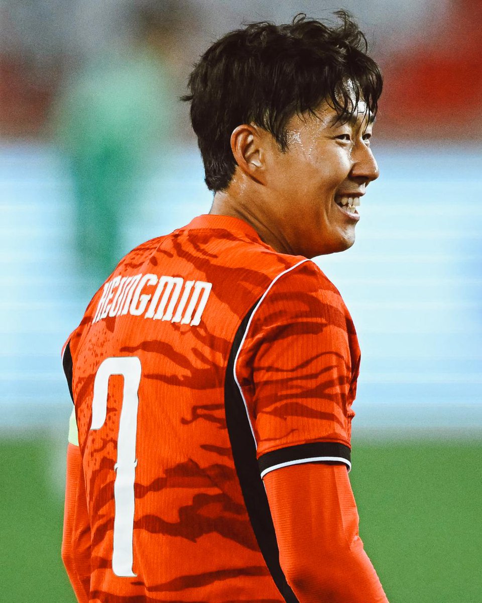 SpursOfficial's tweet photo. Congratulations to Spurs legend Heung-Min Son, who has become South Korea's all-time top scorer! 🇰🇷

Incredible achievement, Sonny 🤍 https://t.co/iursAVTIGy