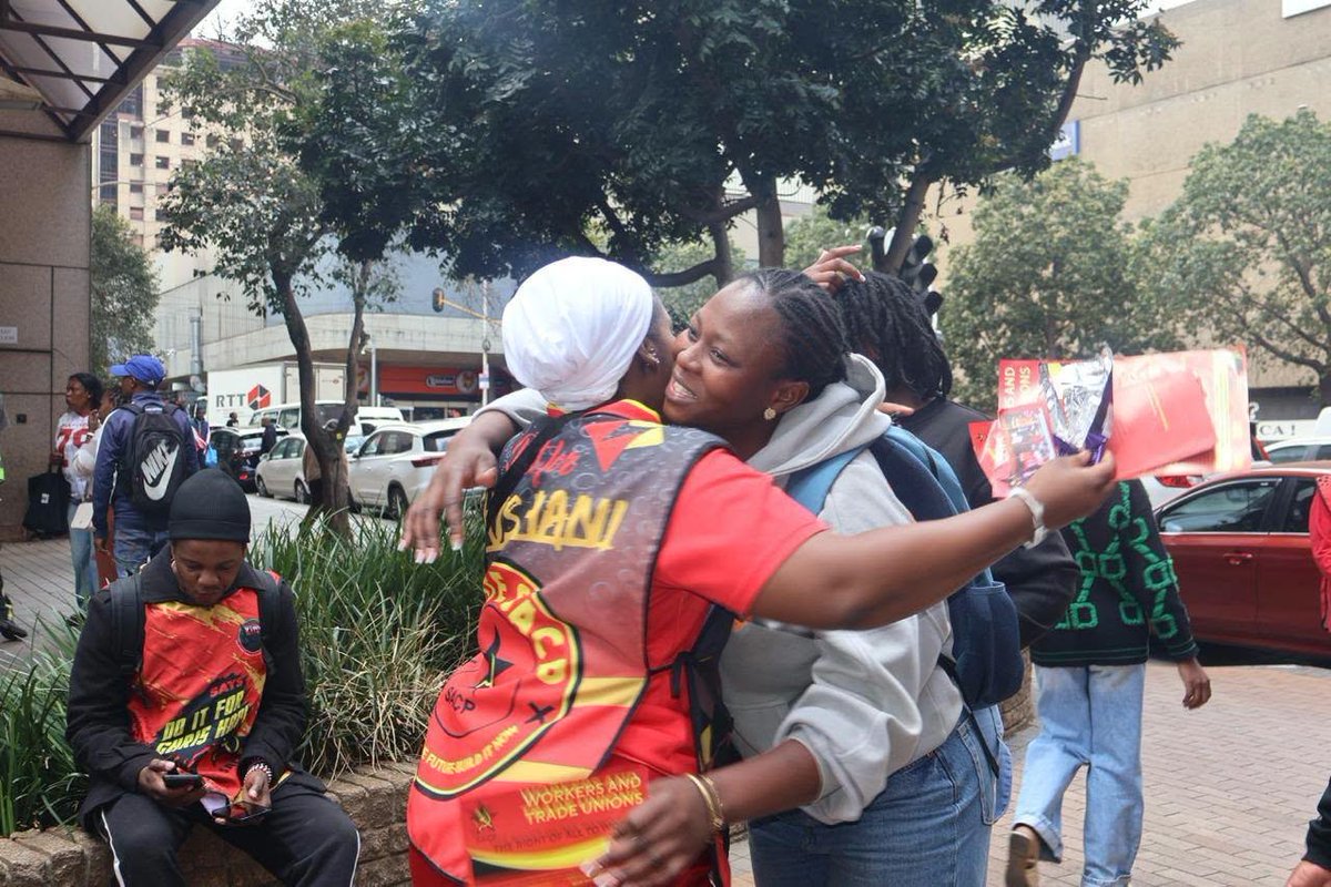 SACP1921's tweet photo. SACP today activists at Gandhi Square, Johannesburg, engaging the working class, spreading the message of the Party and raising working-class consciousness towards the local government elections.
#VoteSACP #VoteSACP2026 #IamVotingSACP #LGE2026
--
6 October 2026 https://t.co/Pr71ueikF6