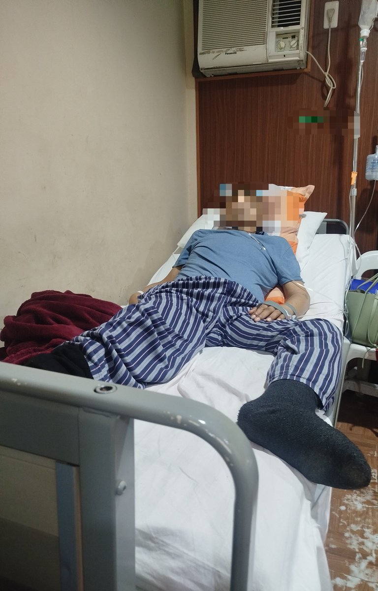 DekusCheriPop's tweet photo. I don't want to trouble anyone but my dad is hospitalized due to water retention in his lungs due to his stage 4 chronic kidney disease plus pneumonia. He needs he water to be removed and currently put partial bill is already this much.
Please help us. 
https://t.co/b2s5mXfcah https://t.co/SIbji3KA2h