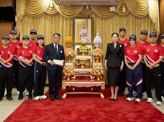 Skyboyz15's tweet photo. เจ้าฟ้าสิริวัณณวรีฯ พระราชทานเงินรายได้คอลเลคชั่น “CheerTeamThai” แด่มูลนิธิพาราลิมปิกไทย พร้อมพระราชทานหมวก 500 ใบ เป็นขวัญกำลังใจทัพนักกีฬาส��้ศึกเอเชียนพาราเกมส์ 2026
#เจ้าฟ้าสิริวัณณวรี #เอเชียนพาราเกมส์2026 https://t.co/k9SgP2yNV4