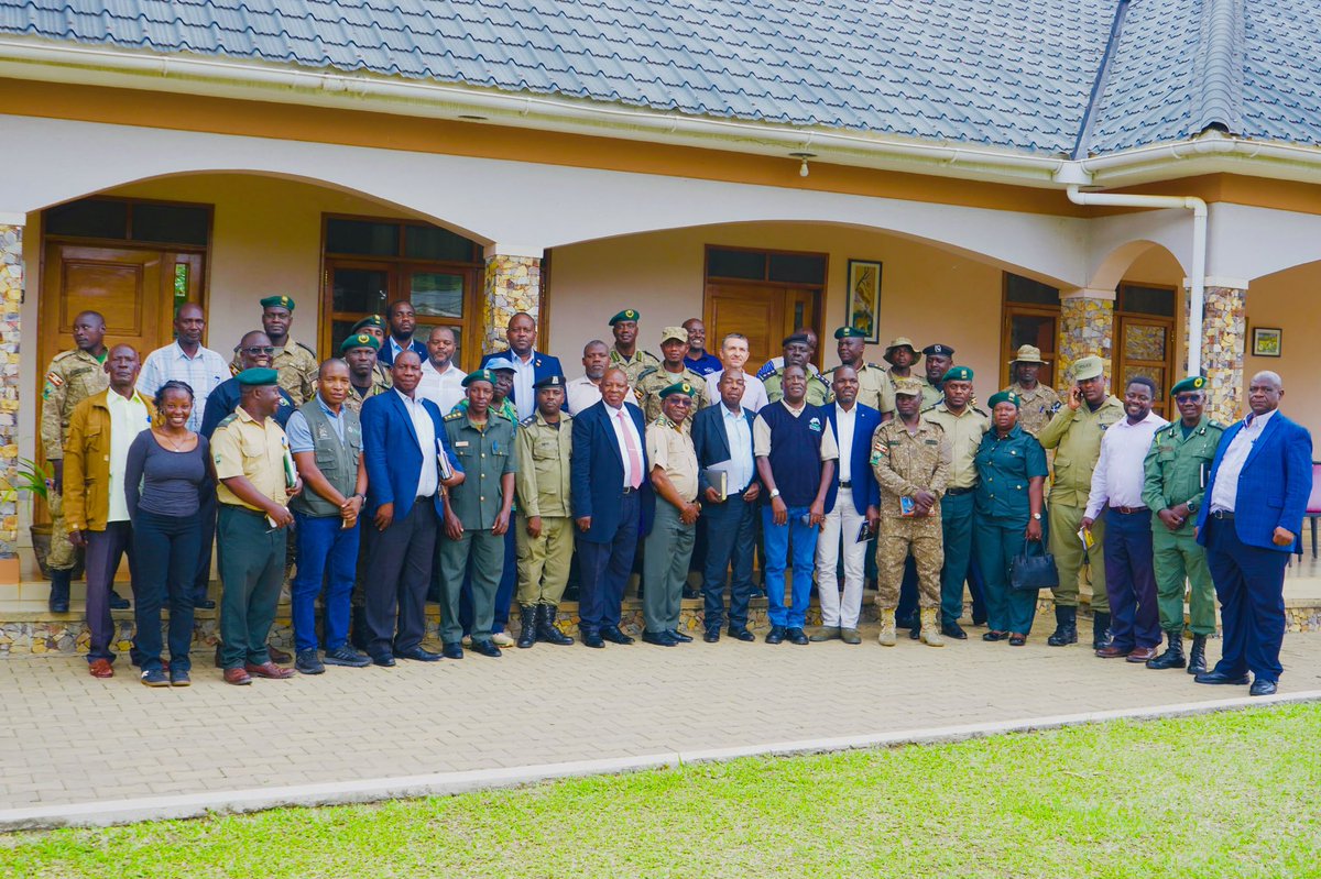 ugwildlife's tweet photo. HAPPENING NOW, 
@MTWAUganda engages Bunyoro Kitara Kingdom and other stakeholders on longstanding concerns surrounding Bugoma Forest, with the boundary-opening exercise agreed to commence on 15 Oct. 2026.
#SaveBugomaForest https://t.co/Z3SoRc0Veg