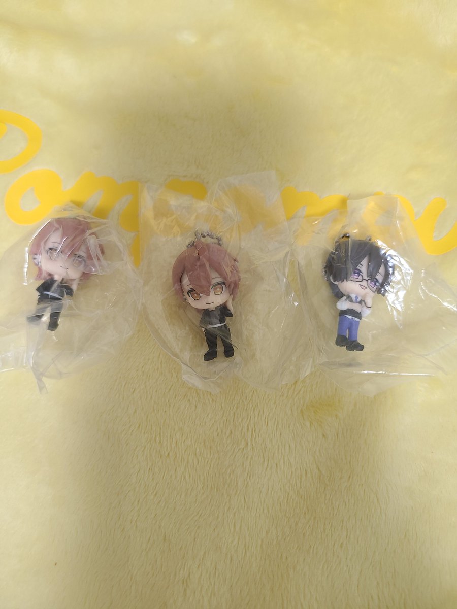 mana_jamini's tweet photo. 担降りのため無償で譲ります！
送料もこちらで負担するため気軽にお声がけ下さい！
郵送できる方でお願いします！
出来れば纏めての方優先でお願いします🥹💖
#からぴちグッズ交換 https://t.co/WfiRKNnnAZ