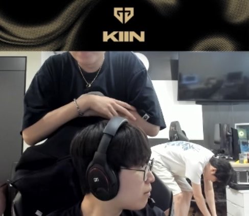 kiinwin_'s tweet photo. 기룰쵸 아하하 https://t.co/jyKNpBS9Xq