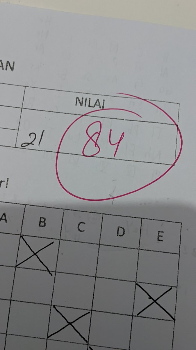 whimssysoul's tweet photo. YA ALLAH ANUGRAH 😭😭😭😭 #ilovechem bisa kimia tapi nangis dulu https://t.co/9UxTIhdZ2p