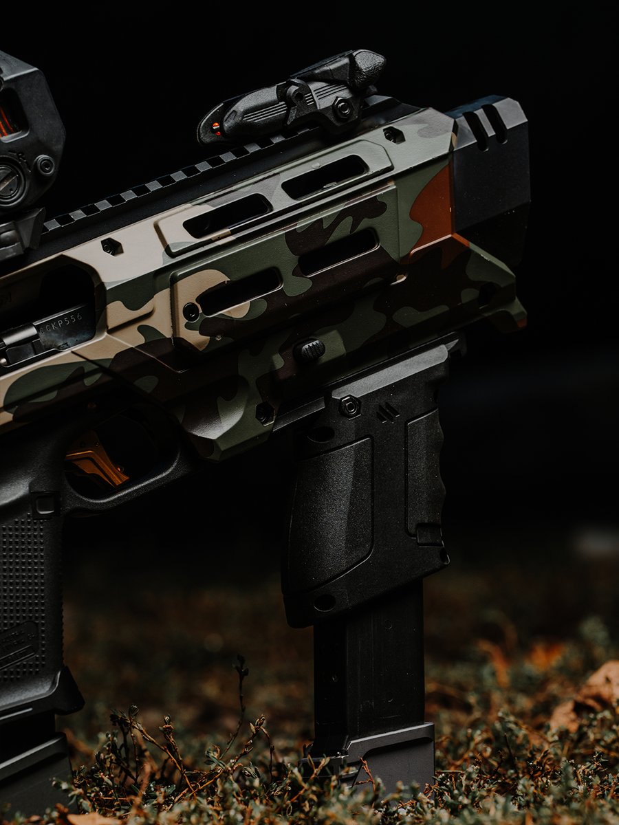MetaTactical's tweet photo. Fall tones hit different out in the woods. 

#metatactical #tacticalgear #mx1 #conversionkit #gunsofinstagram https://t.co/MwbffdUhgB