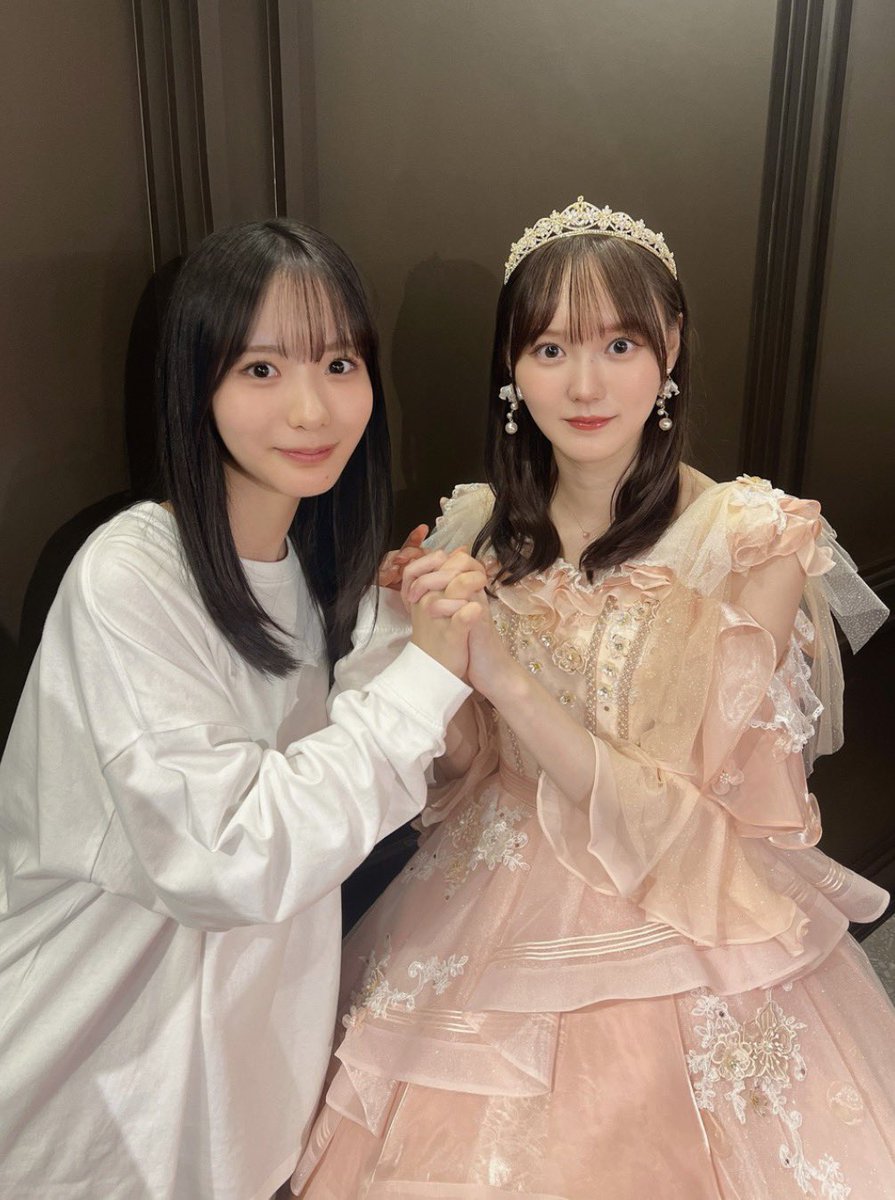 kr___m112's tweet photo. ちゃわいーすぎる♡  #chihiroblog   #rikoblog   #中川智尋  #遠藤理子  #増本綺良 https://t.co/mUD6mSjoj9