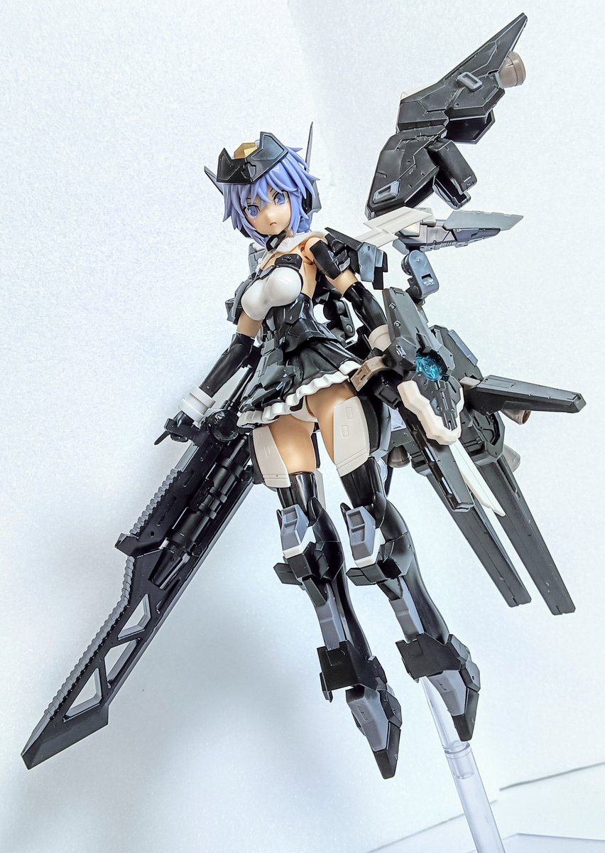 fuminorimaru01's tweet photo. #剣は構えるだけでかっこいい https://t.co/ibETQKDXOv