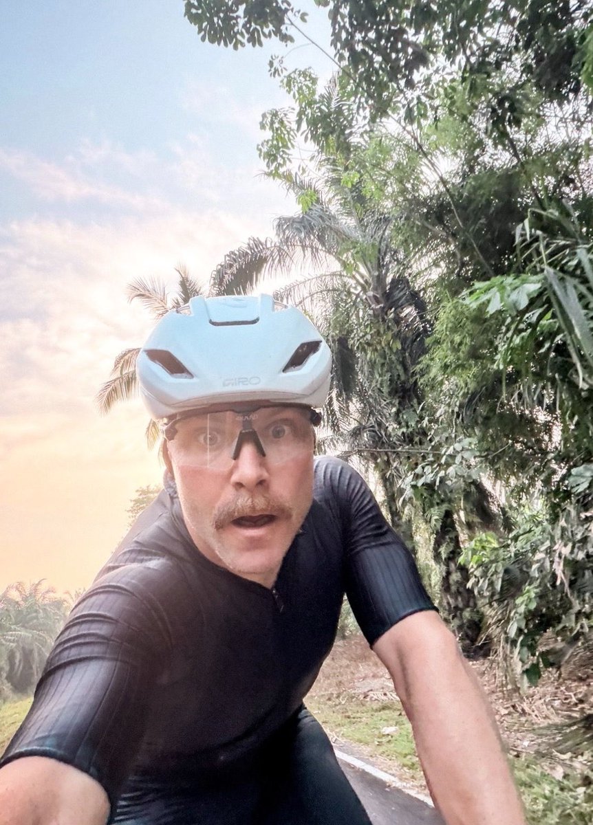 F1GuyDan's tweet photo. 🚲 Valtteri Bottas has completed another 161km on his cycle from Malaysia to Singapore.

Nearly there. https://t.co/9FAH7o5yaL