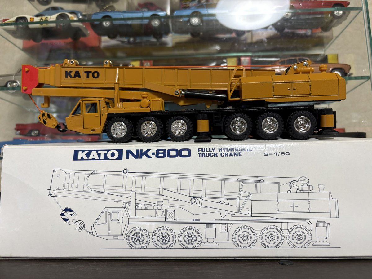 uru2016's tweet photo. 1/50 シンセイミニパワー　KATO NK−800 トラッククレーン
こちらはKATO特注で箱以外はオリジナルと同じです
2000年代にかなりのデッドストックが流出した為、オリジナルと比べて入手しやすいモデルです https://t.co/xM69b9ex4p