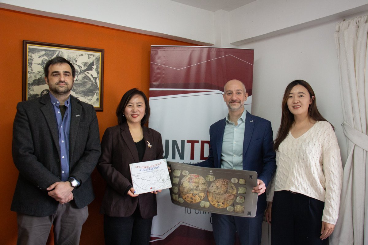 UNTDF's tweet photo. Vínculos de cooperación con la Universidad de Hebei, China

En el marco de sus acciones de internacionalización de la educación superior, la UNTDF fortaleció sus vínculos de cooperación con la Universidad de Hebei, ubicada en la ciudad de Baoding, China. 
https://t.co/W0lcWeNbb0 https://t.co/3KAtv8AbwR