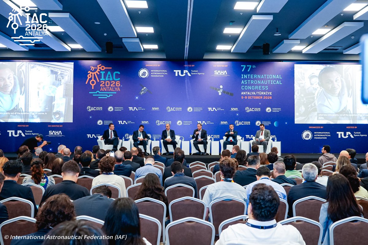 iafastro's tweet photo. The Day 2 began with the Host Plenary - Bridging Eras: From Silk Road Astronomy to Lunar Exploration. 🚀#IAC2026

@tuajans @aselsan @Axiom_Space @Tubitak https://t.co/lHS1glF6RR