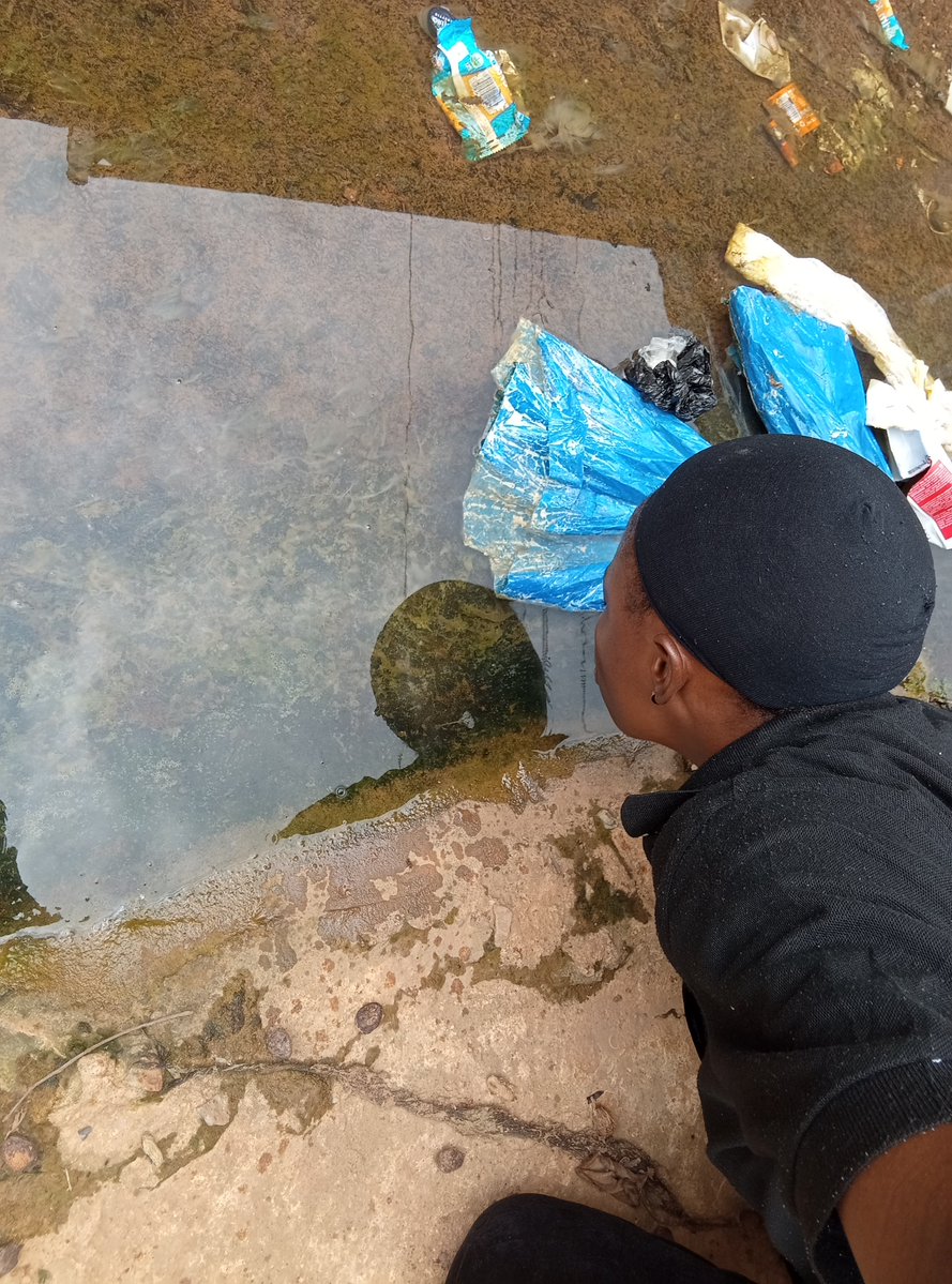 Thegal121183753's tweet photo. I rather drink water from the gutters than support Peter obi https://t.co/WVgxBcuH97