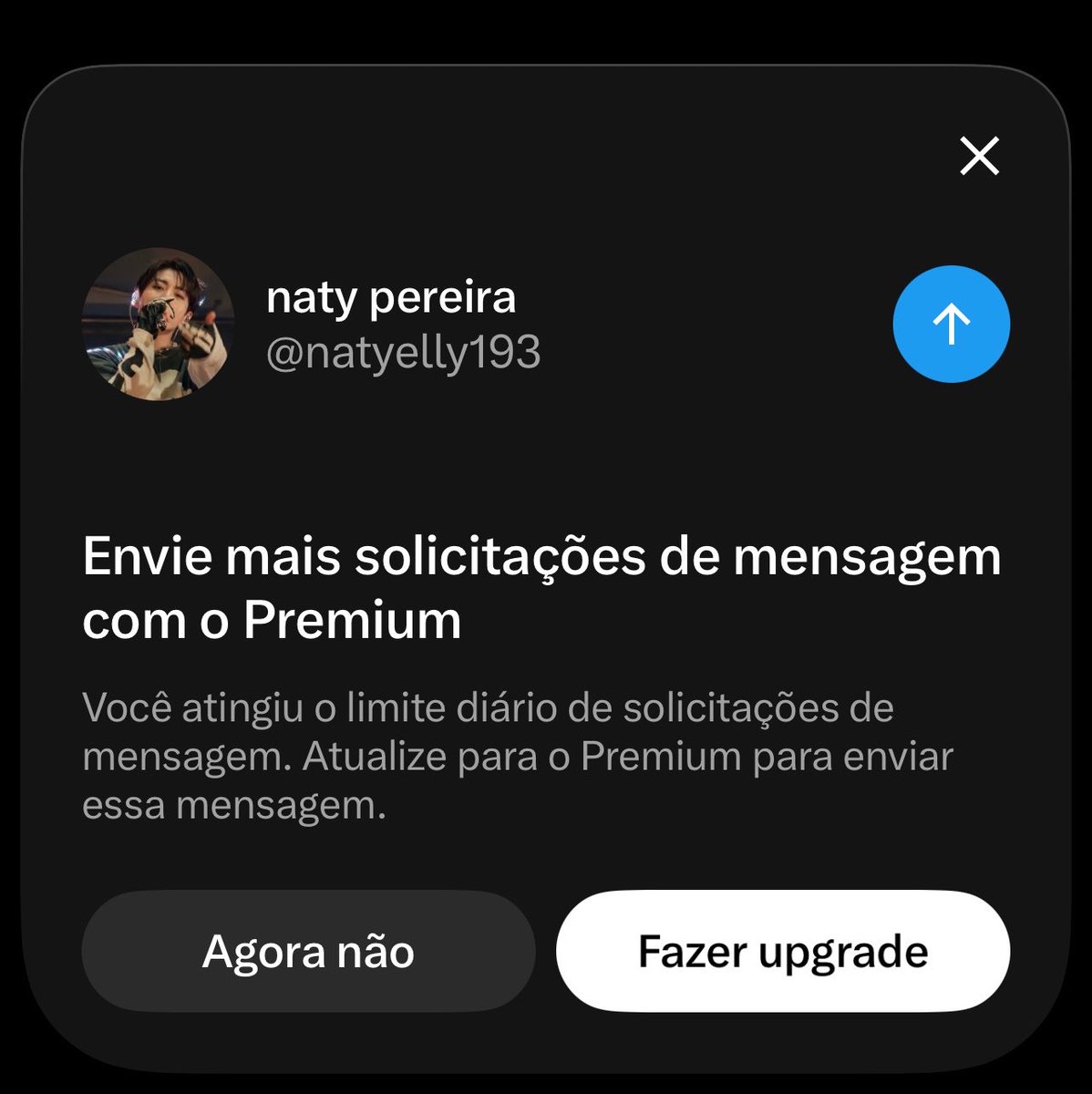 Mymqlvm's tweet photo. Sério mesmo que vocês pagam para usar essa merda de rede social? 
Estou aqui tentando conseguir ingresso para ver meu 7 sonhos cantando lindamente, mas não consigo mandar mensagem pro pessoal. Que odioooooooooooooooooooooo https://t.co/0hPCyVMgay