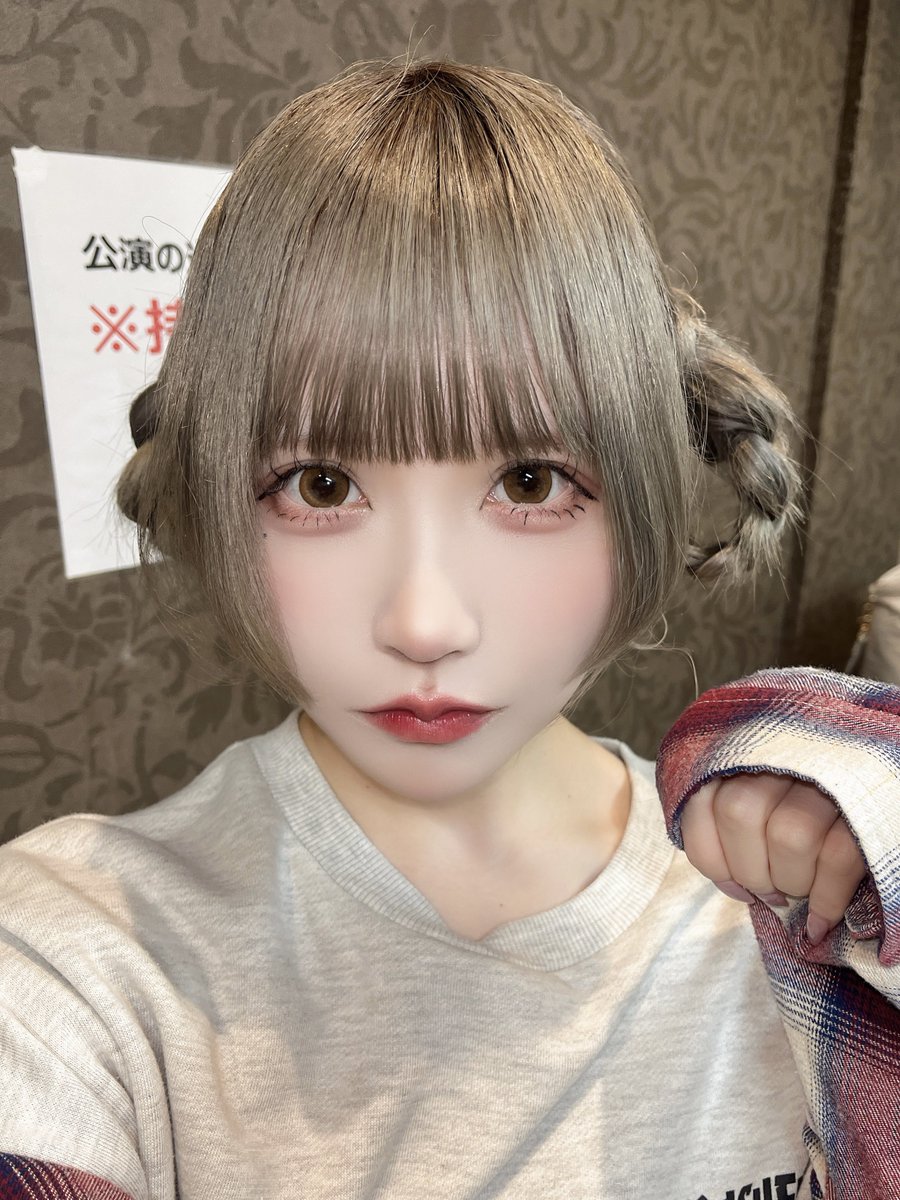 ASTRAILLtsubaki's tweet photo. つ、よくこの虚無顔する https://t.co/pzcDB6kIQo