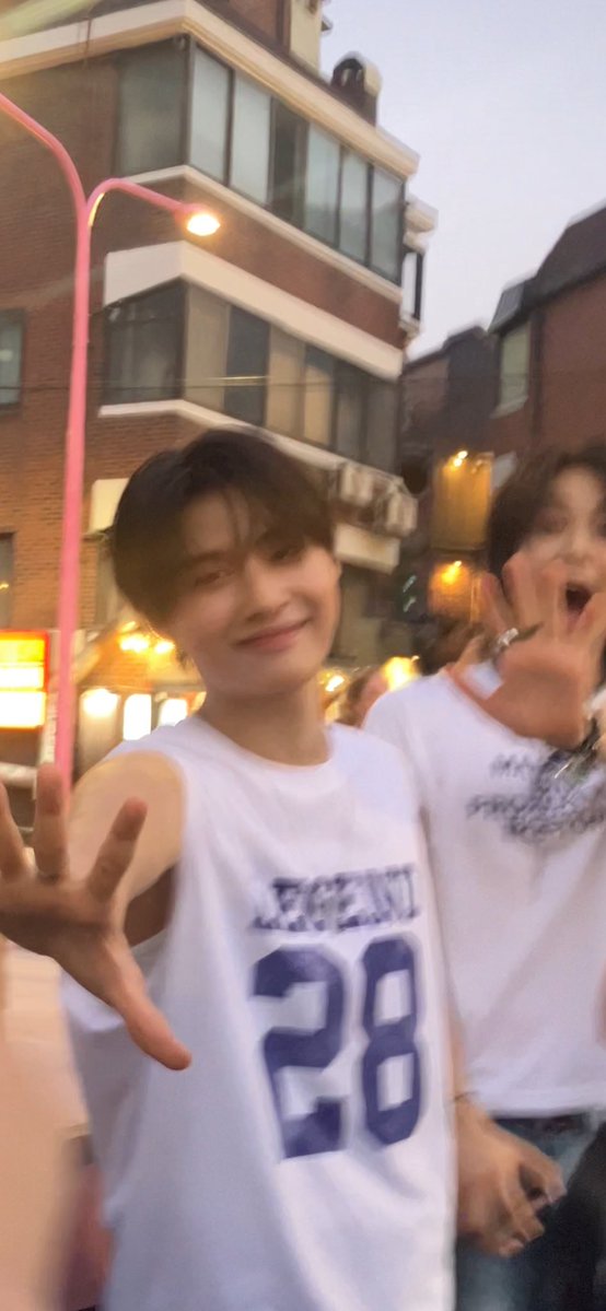 iiuvwsu's tweet photo. 내 졸귀는 진짜어디로가야 만날수잇는거냐😮‍💨😮‍💨😮‍💨😮‍💨😮‍💨😮‍💨😮‍💨😮‍💨🧘‍♀️🧘‍♀️🧘‍♀️🧘‍♀️ https://t.co/PtfsjPS24N