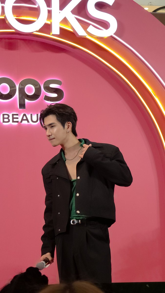 topsthailand's tweet photo. หล่อเกินปุยมุ้ยอ่า ☺️💚

PERTH X TOPS OF GOHAIR

#TopsofBeauty2026 #LOOKSครบทุกเรื่องบิวตี้ #TOPSTHAILAND #GOHAIRxPerth #GOHAIR #โกแฮร์ #PerthTanapon https://t.co/l64vMYBstr