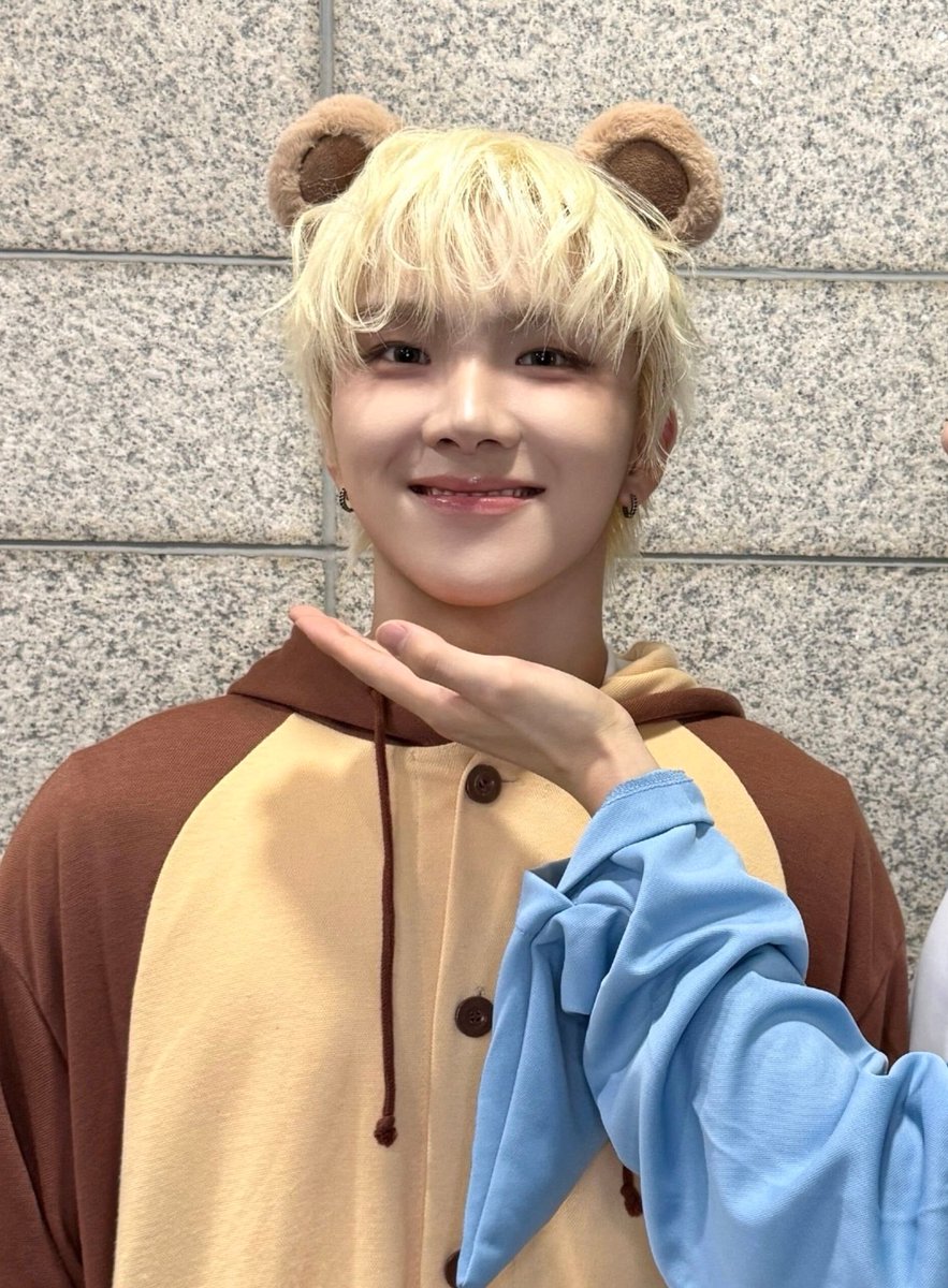 snu99le's tweet photo. 운곰 등장✨ https://t.co/a9Fi0Fsbzu