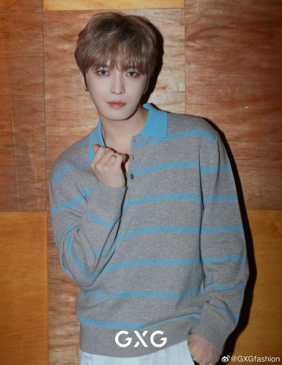 jj_Dopamine's tweet photo. 데뷔23년차 아이돌 얼굴 믿겨지삼? https://t.co/vSRe0w4cm2