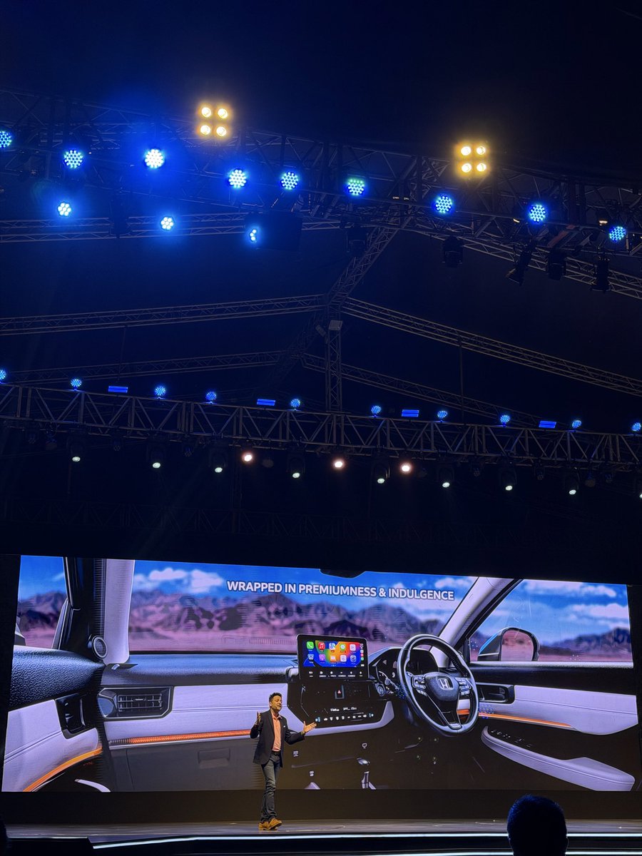 autocarindiamag's tweet photo. First look at the Interiors of the 2026 @HondaCarIndia Elevate facelift https://t.co/24In9yLpcK